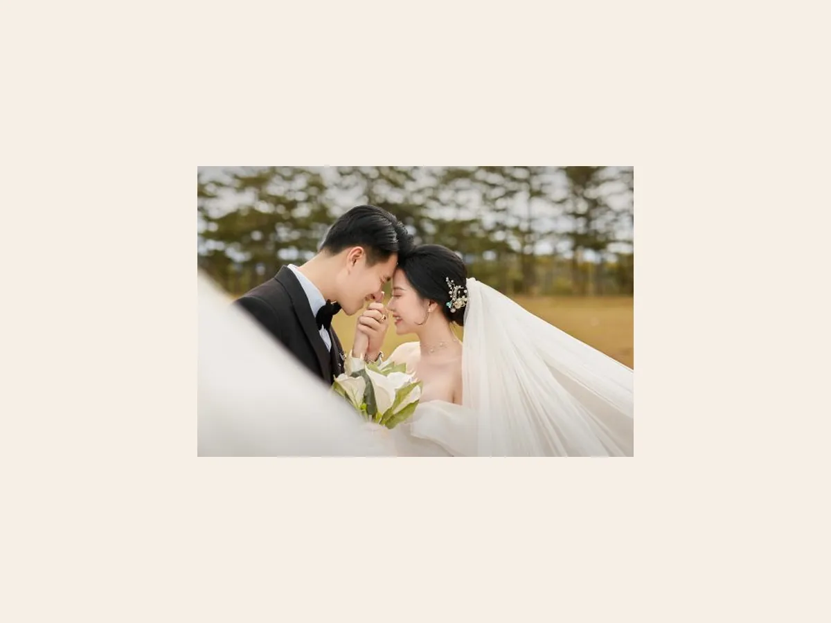 REN Bridal Studio